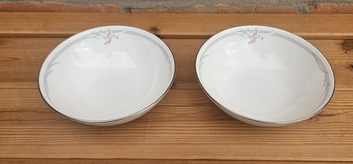 Pair royal doulton - royal,