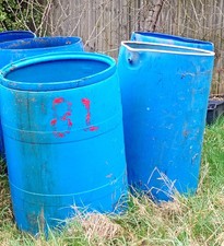 NN6  200L ? Plastic Blue Drum