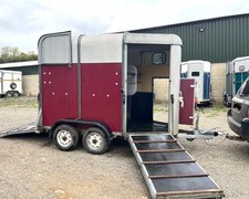 IforWilliams 505R Classic - Horse Trailer