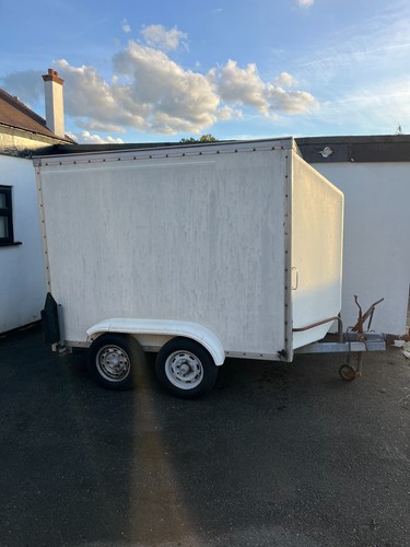 Twin wheel box - , trailer