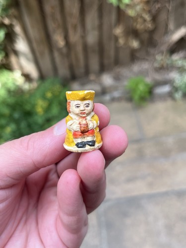 Rare vintage dolls house - vintage, dolls’