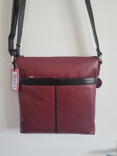 Maxx gigi burgundy - &, black