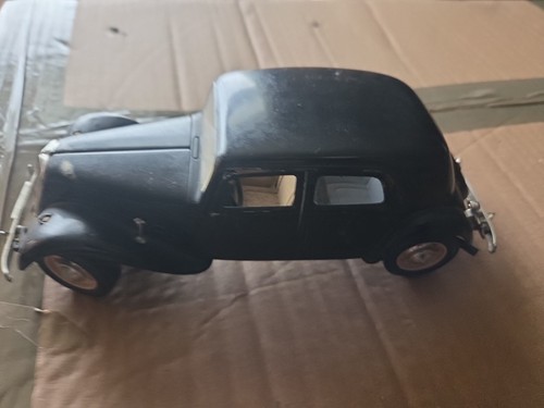 Car model citroen 15cv - model,