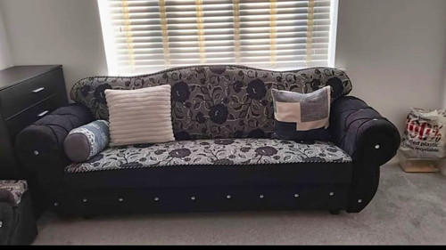 Black grey floral - &,