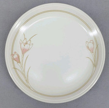 Biltons England  Spring Bouquet  Crocus Dinner Plate Vintage Retro Prop 