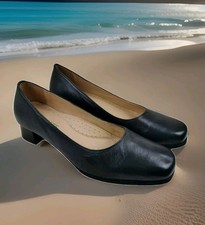 Amblers Walford Navy Leather