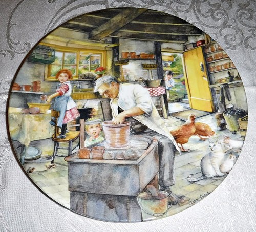 Royal doulton bone china - *royal,