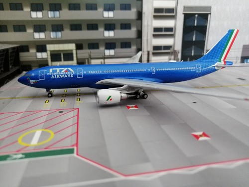Ita airways airbus a330 200 - ita,