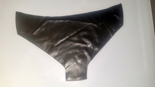 Latex rubber panties small - small,
