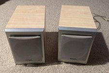 Hitachi Bookshelf Speakers