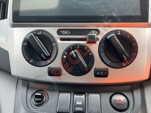 Nissan nv200 dci - nissan,