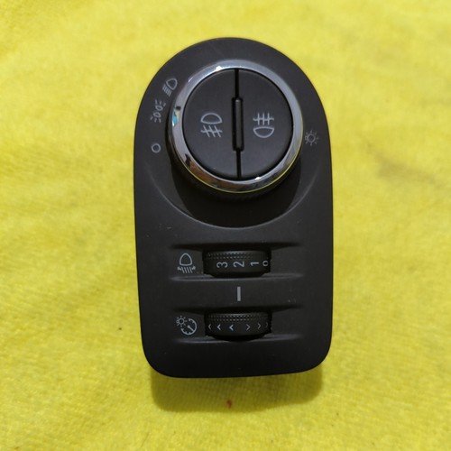 Vauxhall corsa 2011 - vauxhall, d