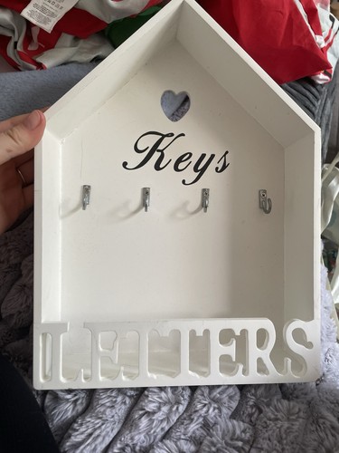 Letter rack key - rack, hooks
