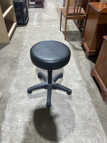 Adjustable height swivel - swivel, stool