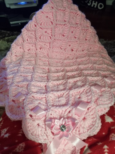 Beautiful hand made crocheted - beautiful,