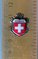 Vintage Schweiz/Swiss Enamel Pin Badge Switzerland  Enamel on Metal