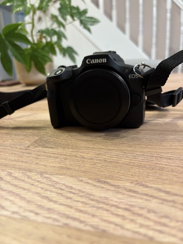 Canon eos r100 - canon, mirrorless