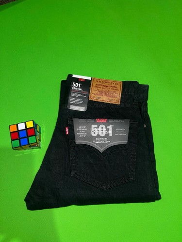 Levis brand new jeans straight