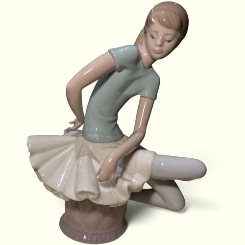 Lladro figurine ballet blue - figurine,