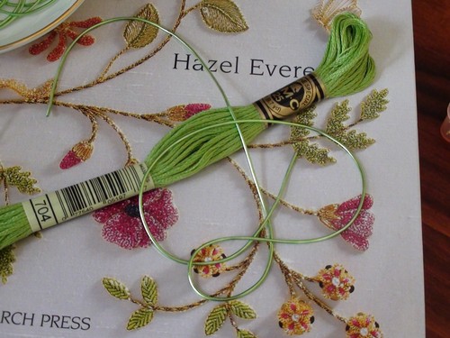 Goldwork purls smooth - -,