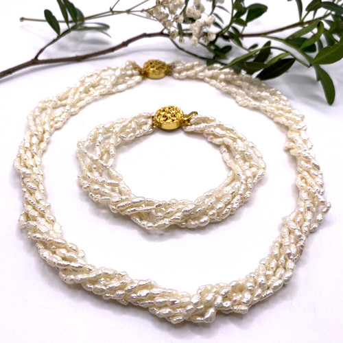 Pearls necklace and bracelet - and,
