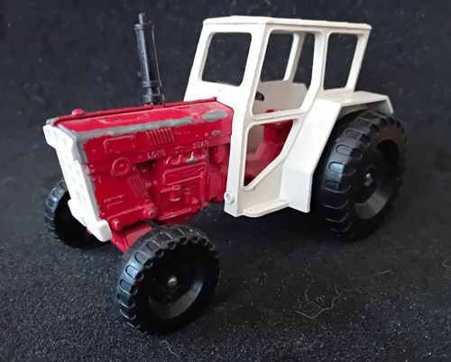 International harvester lone - harvester,