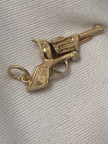 9ct gold hallmarked revolver - gold,