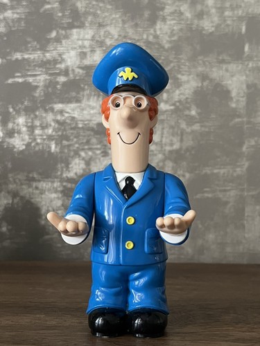 Postman pat paperweight - pat,