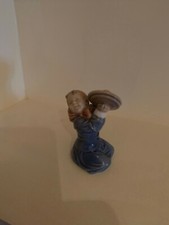 ROYAL COPENHAGEN FIGURE #3677