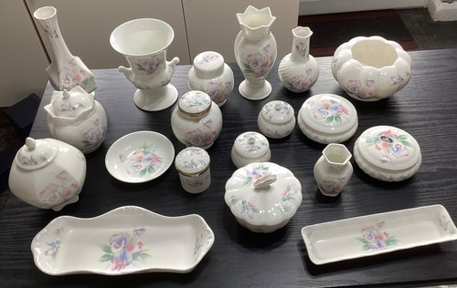 Pieces aynsley little - of,