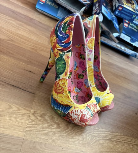 Iron fist cupcake heels - iron,
