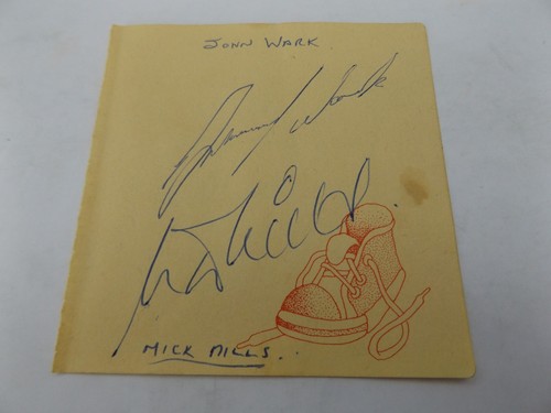 Signed autograph book - 3",