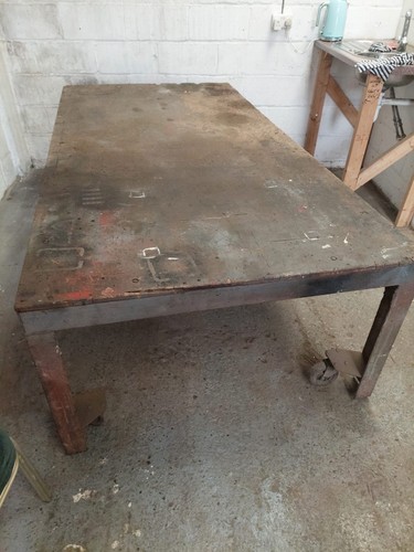 Work bench - ,