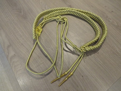 Set gold military - of,