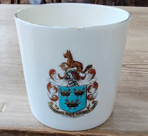 Goss porcelain souvenir - w,