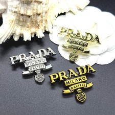 Hot Retro brooch letter pin