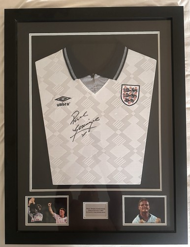 Paul gascoigne signed england - gascoigne,