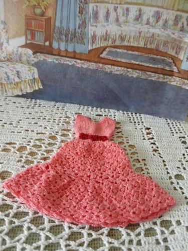 Dolls house 12th ladies - house,