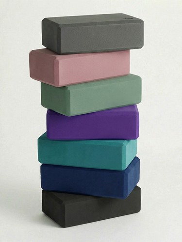 Yoga studio eva - yoga, brick