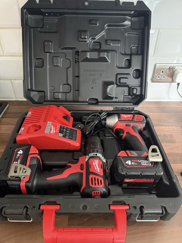 Milwaukee m18 combi drill - milwaukee,