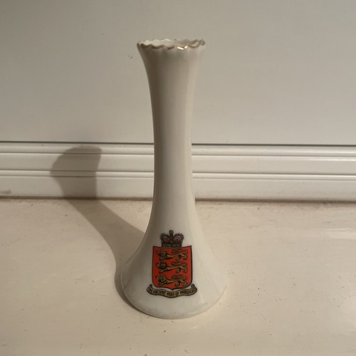 Goss crested ware model - wh,