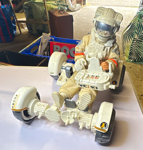 Vintage 1996 action man - 1996,