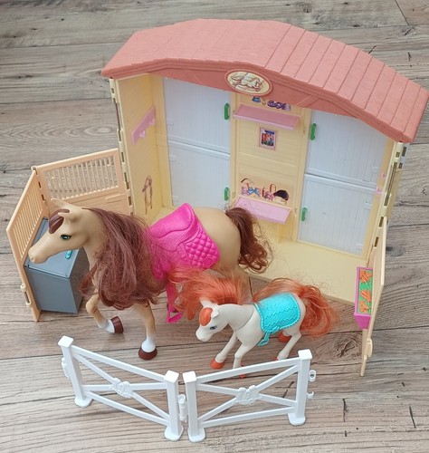 Barbie styling stable - barbie,