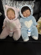 Tiny Treasures Twin Dolls