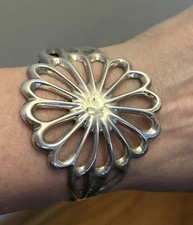 Native American Sand cast Sterling Silver Tribal cuff bracelet Size Small 7