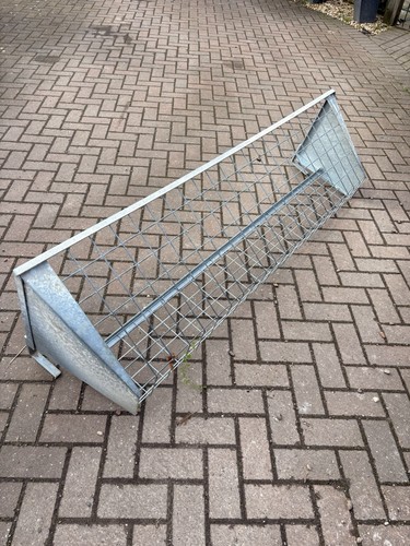 Iae sheep cow hay rack - iae,