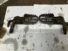 Beta Zero Foot pegs And Hangers