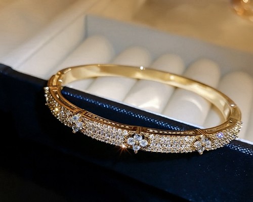 18k gold plated pvd bracelet - gold,