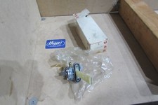 NOS SUZUKI GS1100 GS300 GS450 FUEL TAP PETCOCK 44300--34471 ROY