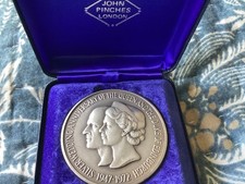 1972 JOHN PINCHES  Royal Silver Wedding coin 1972